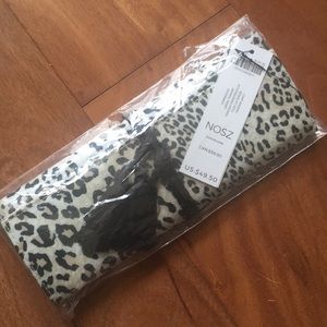 NWT Chico’s Animal Print Jewelry Roll